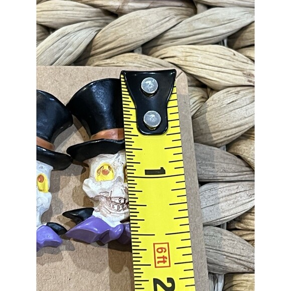 Vintage Halloween Resin Skeleton In Top Hats W/ Bat Bow Ties Gothic Punk Purple - Picture 7 of 8
